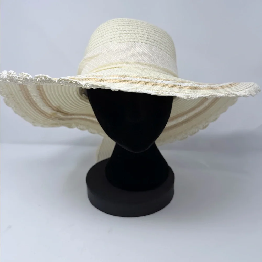New Elegant White Sun Hat - Picture 6 of 8